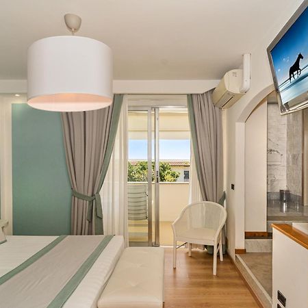 פורטה דיי מארמי Raffaelli Park Hotel מראה חיצוני תמונה