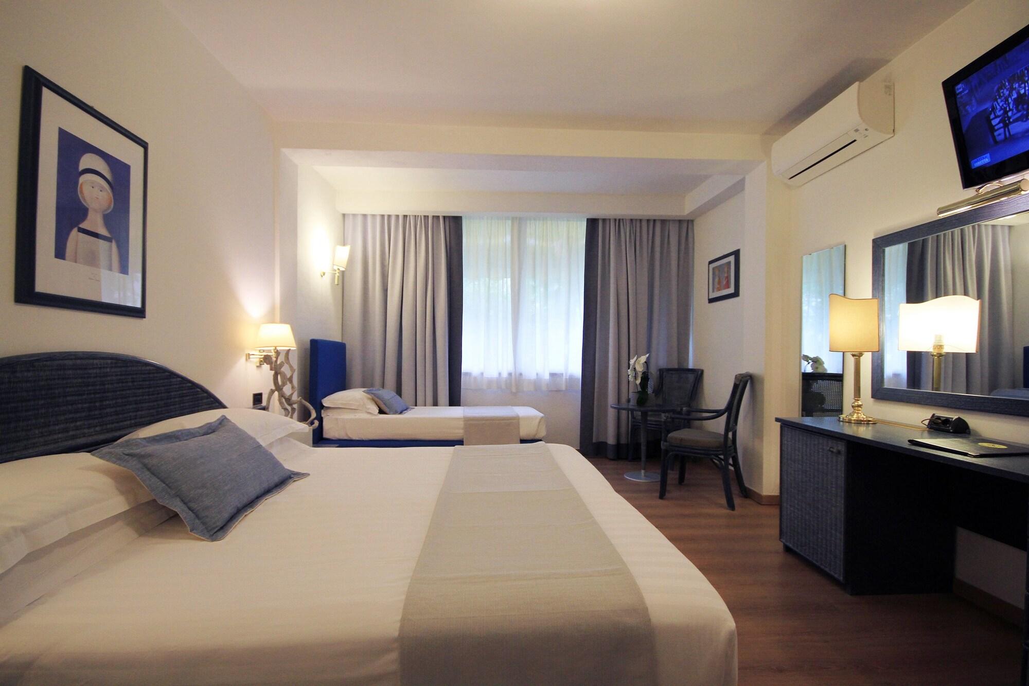 פורטה דיי מארמי Raffaelli Park Hotel מראה חיצוני תמונה