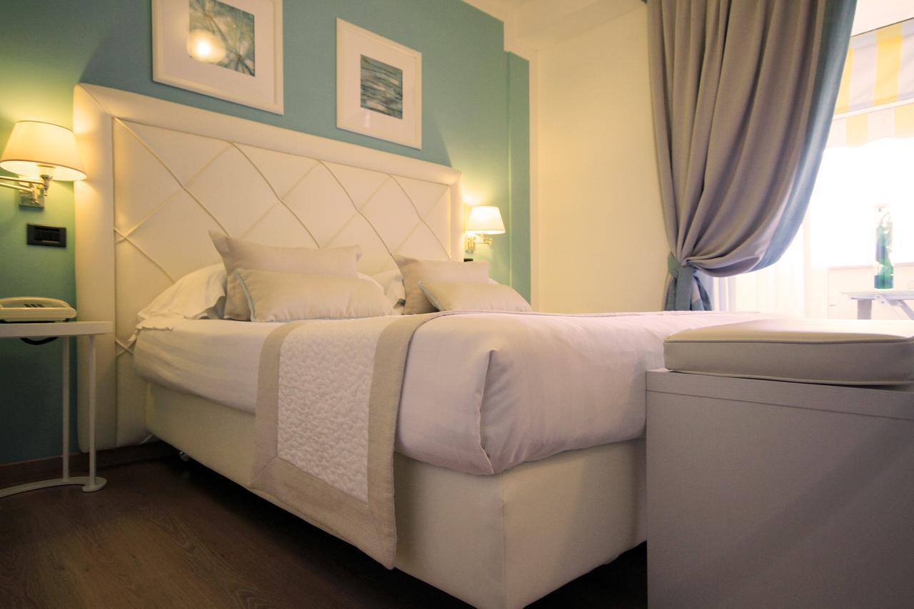 פורטה דיי מארמי Raffaelli Park Hotel מראה חיצוני תמונה